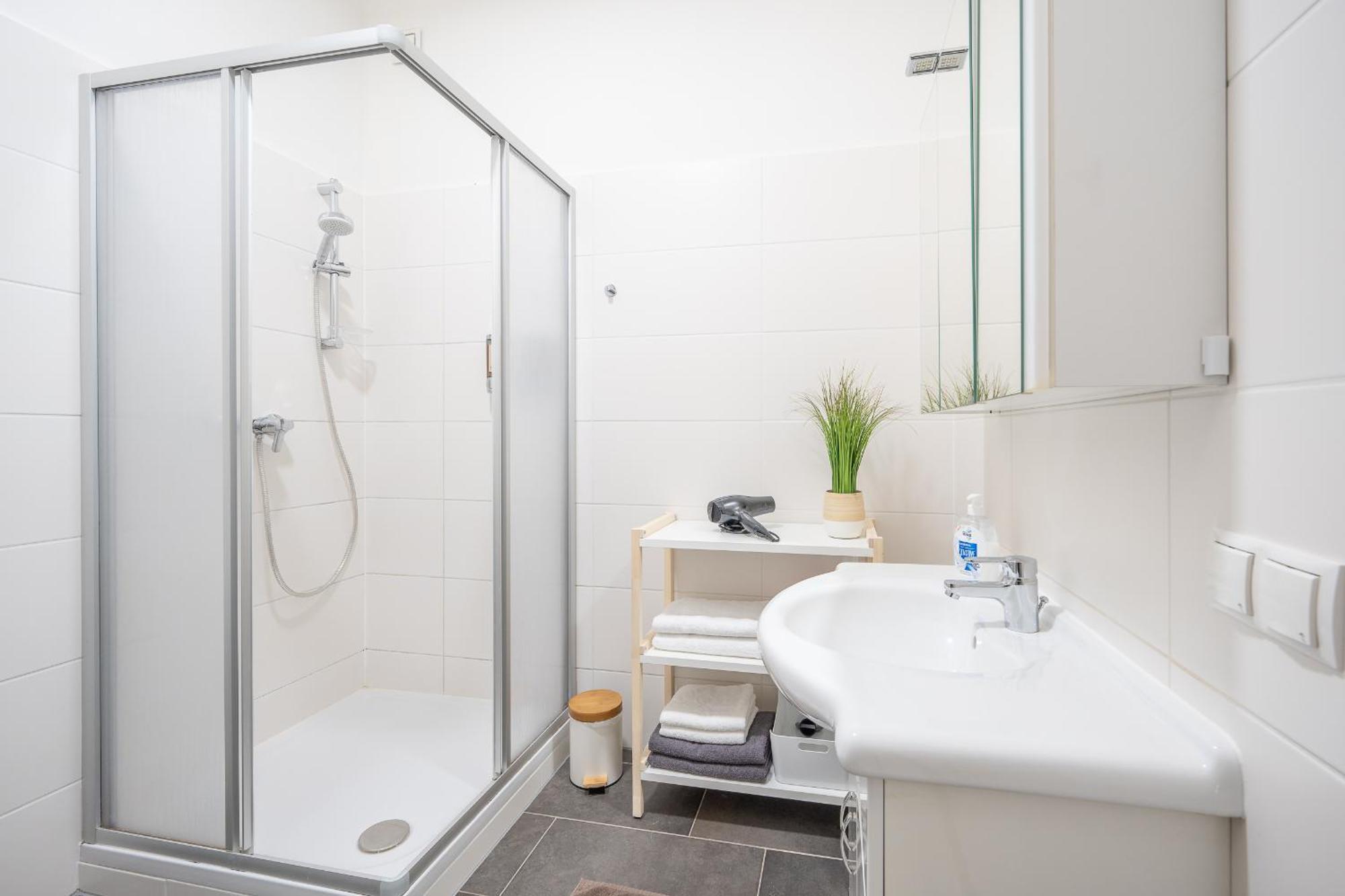 M&O Apartment, Zentral In Innenstadt-& Bahnhofsnaehe - Parkgarage Graz Luaran gambar